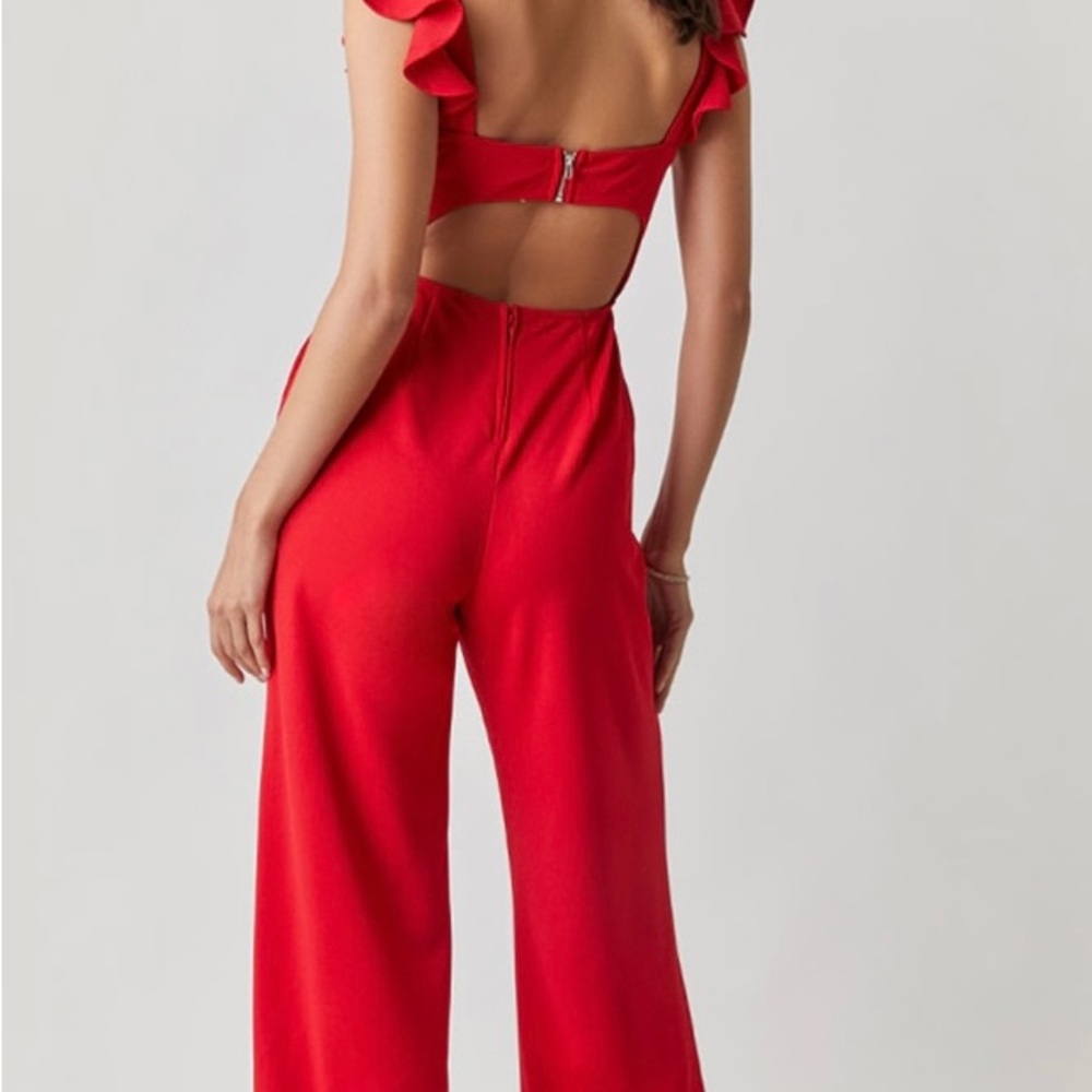 Flutter Sleeve Jumpsuit - Picture 2 of 4